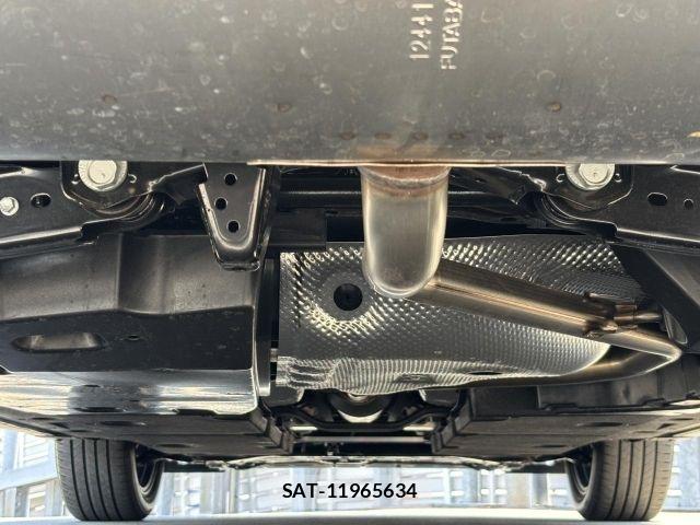 Lexus UX 2025-11 6995275-28