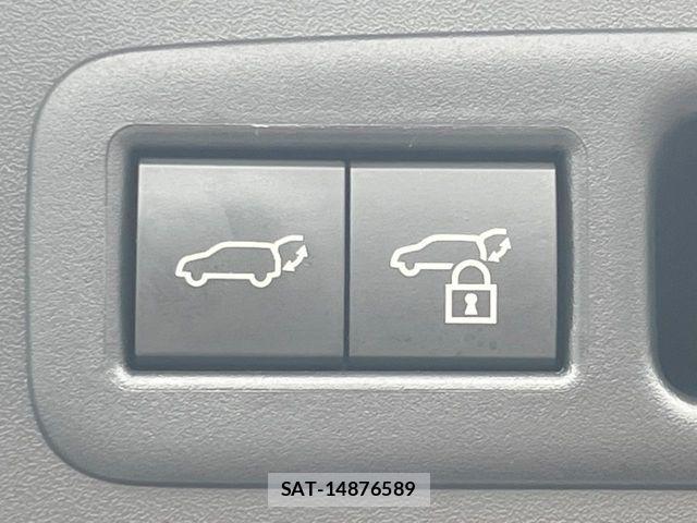 Lexus UX 2024-03 7221188-10