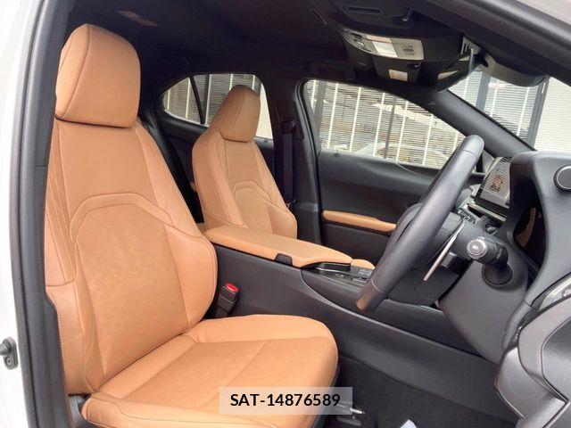 Lexus UX 2024-03 7221188-11