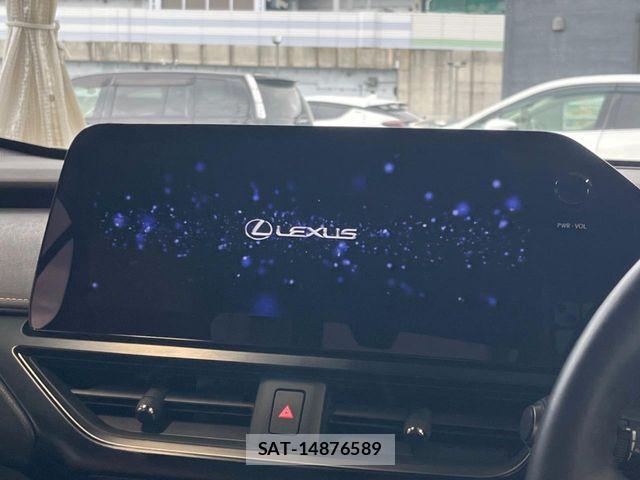 Lexus UX 2024-03 7221188-3
