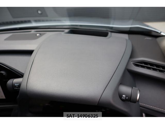 Lexus UX 2025-05 7251389-18