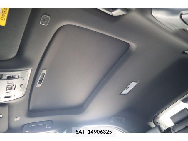 Lexus UX 2025-05 7251389-22