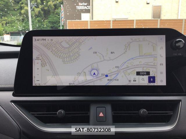 Lexus UX 2024-06 7725242-9