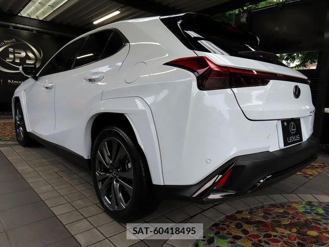 Lexus UX 2026-03 7877480-15