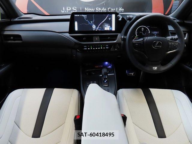 Lexus UX 2026-03 7877480-2