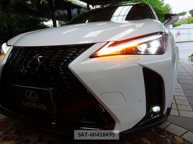 Lexus UX 2026-03 7877480-4