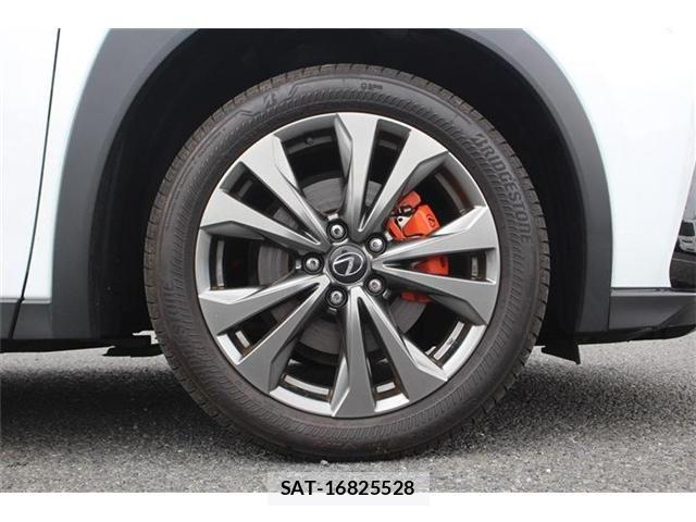 Lexus UX 2024-07 8245783-10