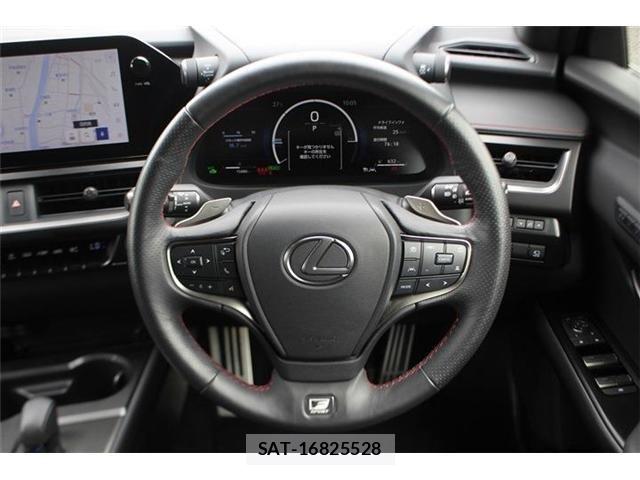 Lexus UX 2024-07 8245783-22