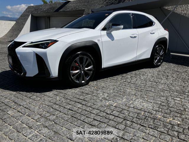 Lexus UX 2024-07 8245782-1