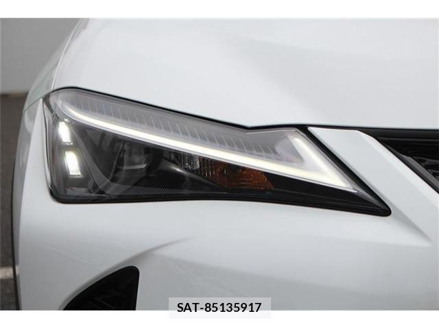 Lexus UX 2024-04 8336635-24