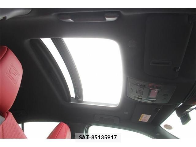 Lexus UX 2024-04 8336635-3