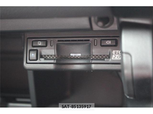Lexus UX 2024-04 8336635-8