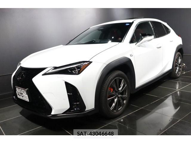 Lexus UX 2024-03 8666436-0
