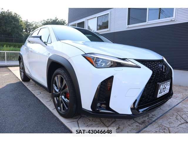 Lexus UX 2024-03 8666436-2