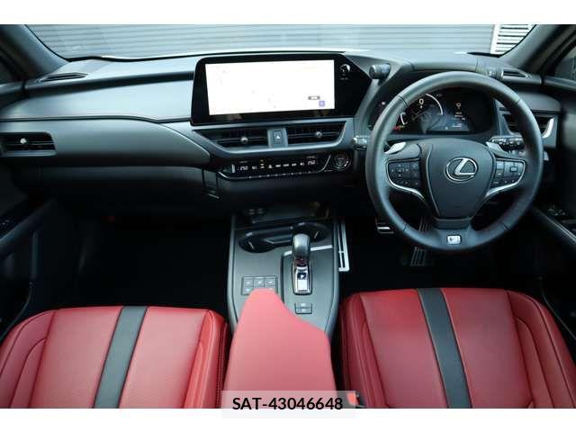 Lexus UX 2024-03 8666436-7