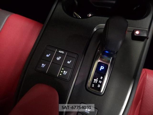 Lexus UX 2025-03 8660023-15