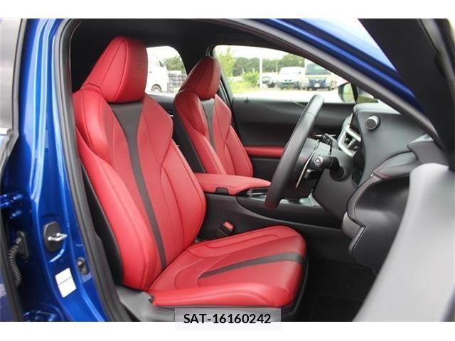 Lexus UX 2024-03 8666437-21