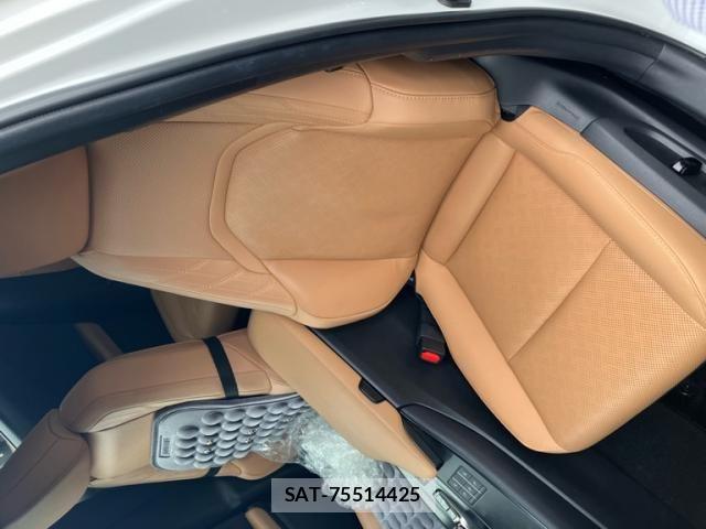 Lexus UX 2024-03 8685885-19