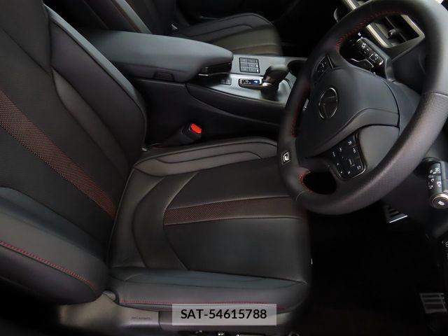 Lexus UX 2024-10 8743546-14