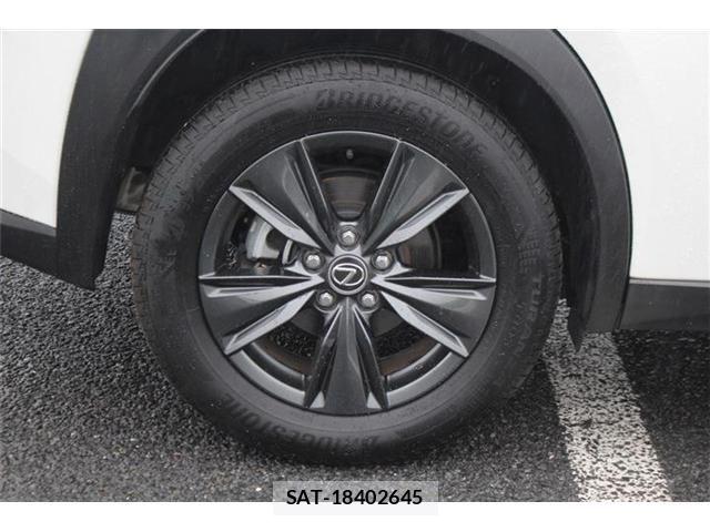 Lexus UX 2024-03 8743548-18