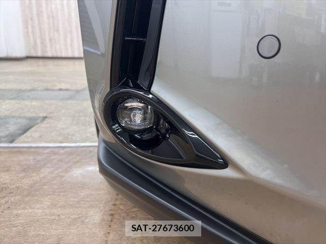 Lexus UX 2024-03 8830052-23