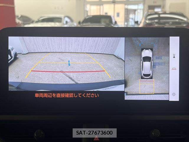 Lexus UX 2024-03 8830052-5