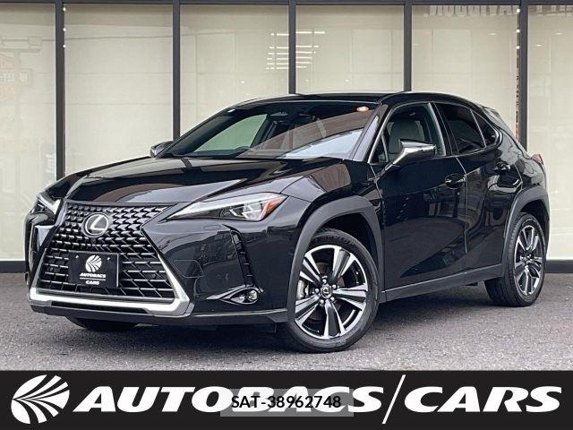 Lexus UX 2024-12 8830051-0