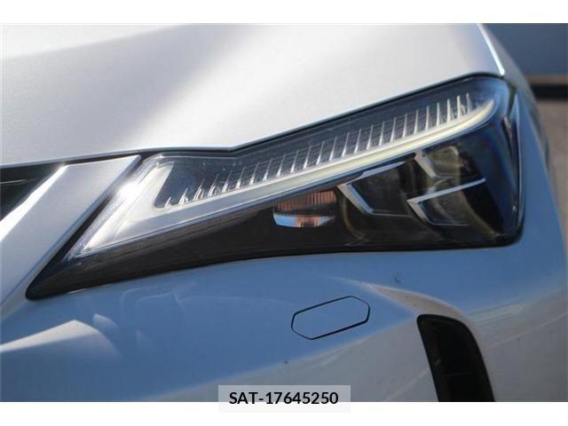 Lexus UX 2024-08 8849624-26