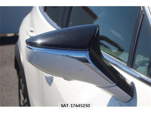 Lexus UX 2024-08 8849624-29