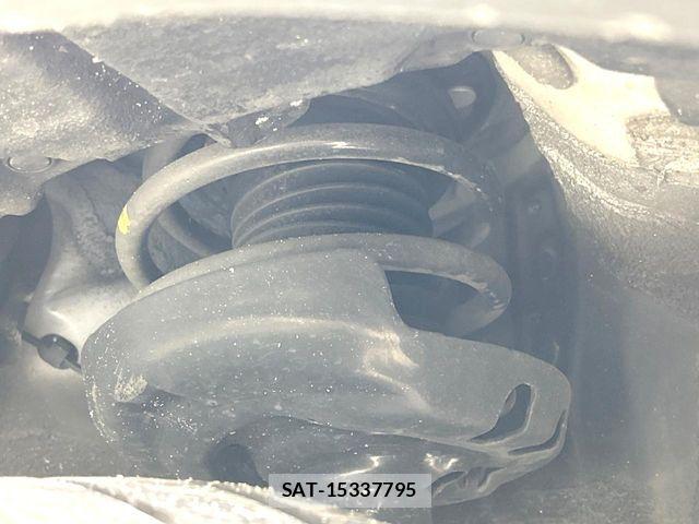 Lexus UX 2024-05 8849623-19