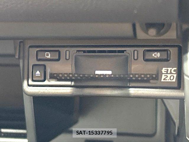 Lexus UX 2024-05 8849623-6