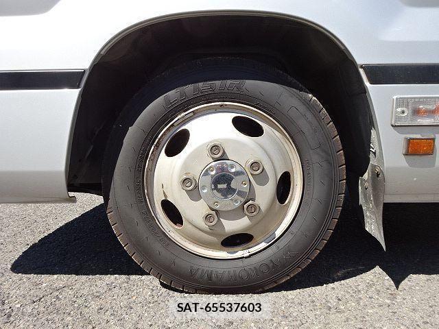 Hino LIESSE 2019-04 1310724-9