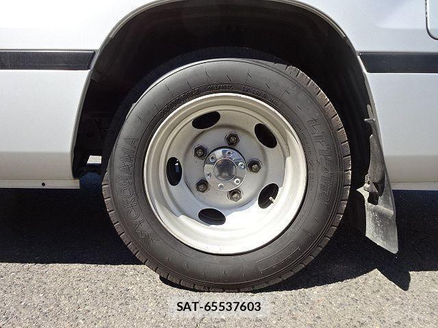 Hino LIESSE 2019-04 1310724-10