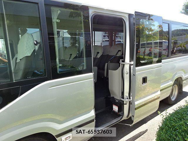 Hino LIESSE 2019-04 1310724-15