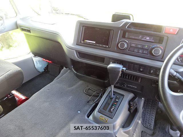 Hino LIESSE 2019-04 1310724-20
