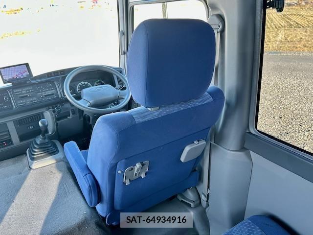 Hino LIESSE 2016-02 4965295-19