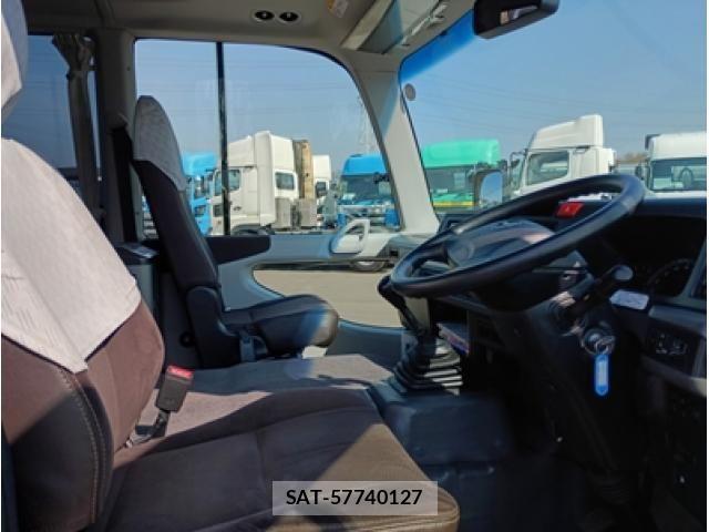Hino LIESSE 2019-01 6012037-18