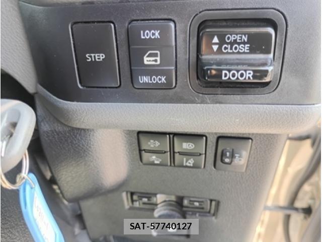 Hino LIESSE 2019-01 6012037-26