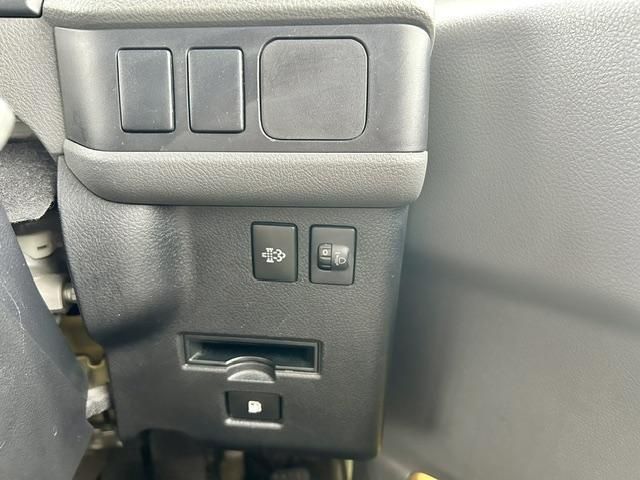 Hino LIESSE 2018-03 7199649-10