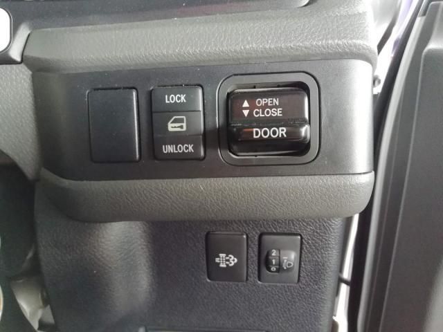 Hino LIESSE 2018-04 7199645-22