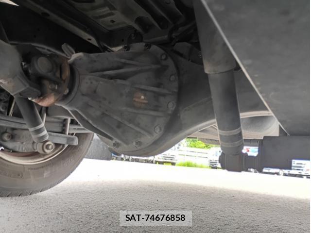 Hino LIESSE 2017-10 7358591-11