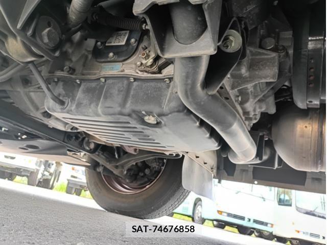 Hino LIESSE 2017-10 7358591-12