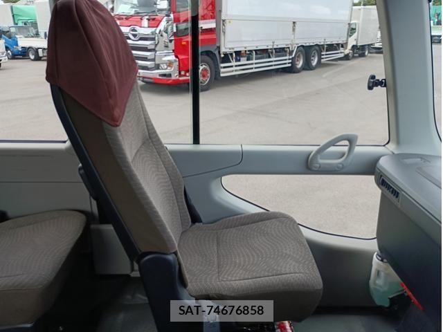 Hino LIESSE 2017-10 7358591-17