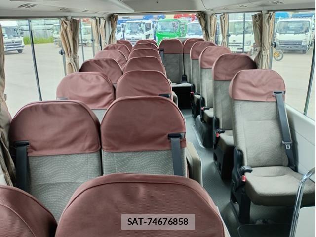 Hino LIESSE 2017-10 7358591-18