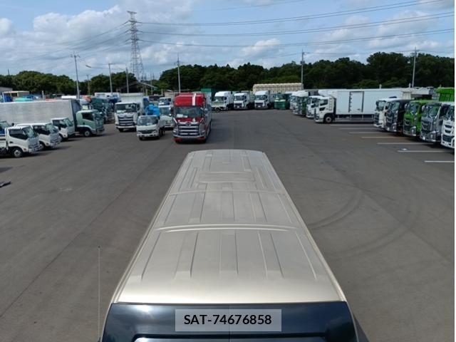 Hino LIESSE 2017-10 7358591-7