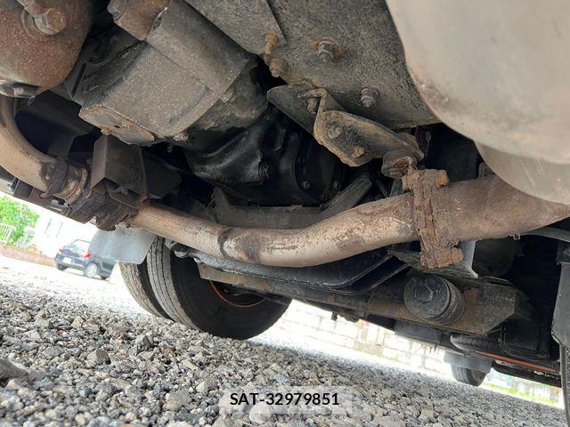 Hino LIESSE 2011-06 7358586-15