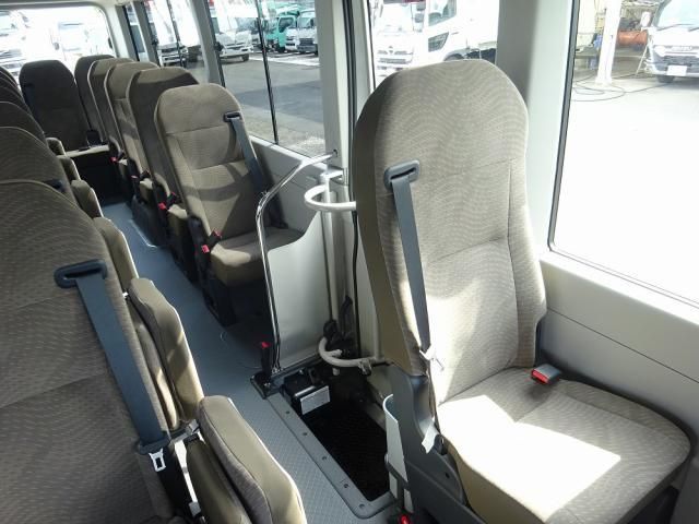 Hino LIESSE 2026-05 7606899-16