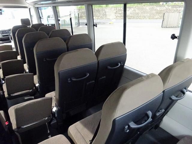 Hino LIESSE 2026-05 7606899-18