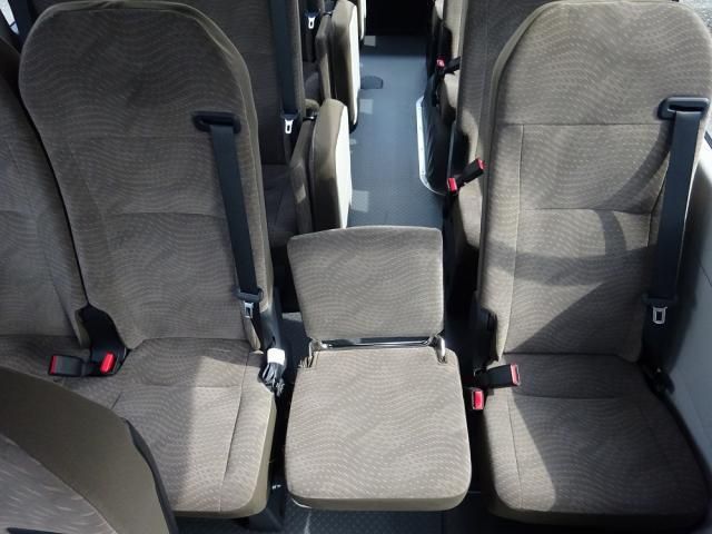 Hino LIESSE 2026-05 7606899-21