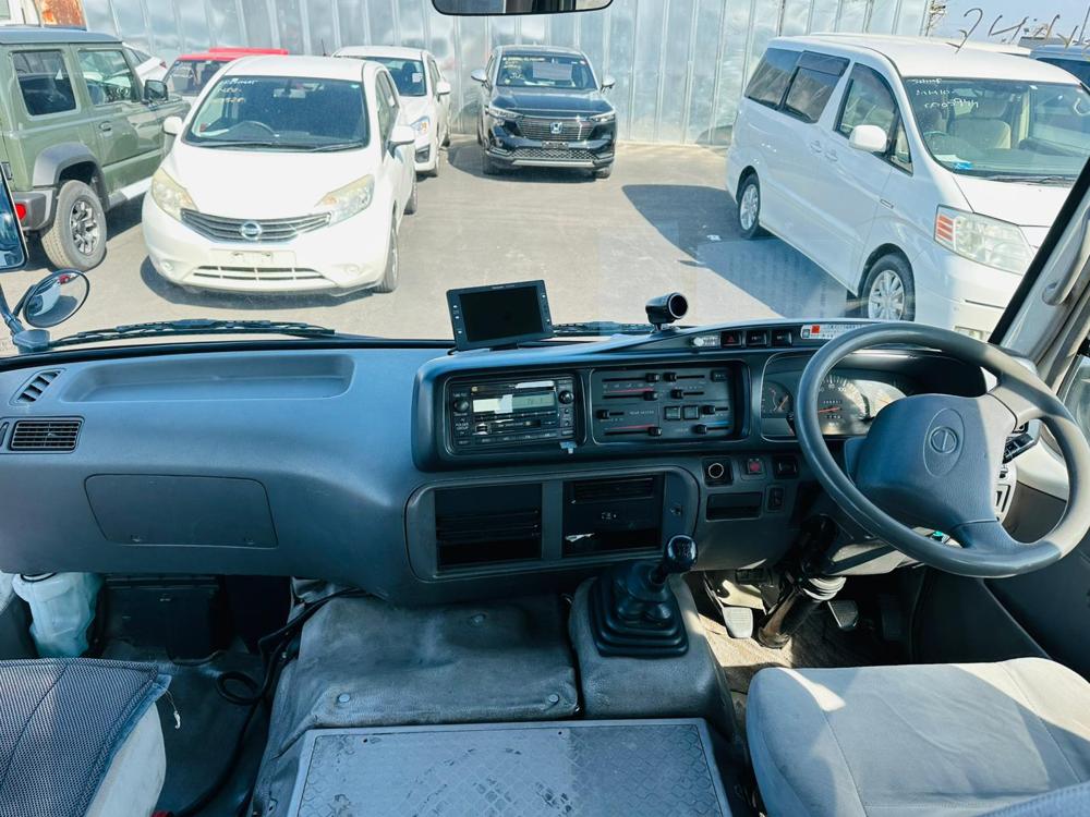 Hino LIESSE II 2008 3940500-10